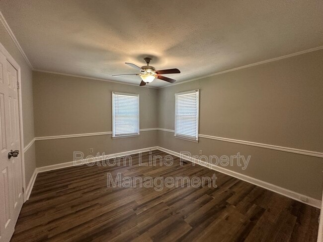 Photo - 4453 Oakmont Cir