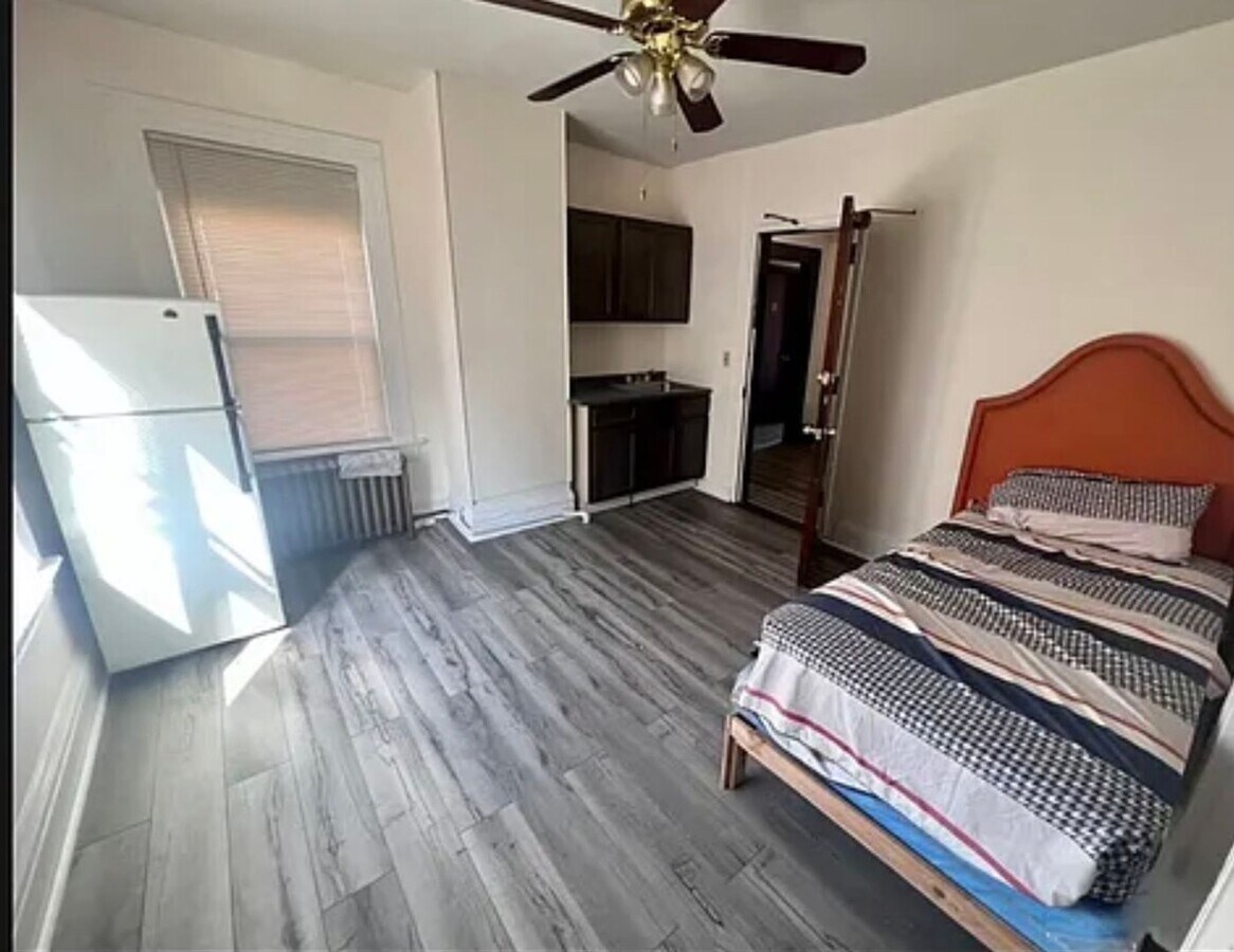 Photo - 459 Noble Ave Unit 6A