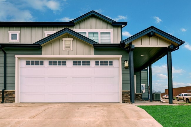 Creekstone apartments — community photo
