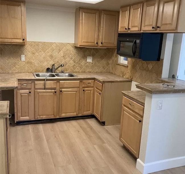 Photo - 224 Woodland Pkwy Unidad 157