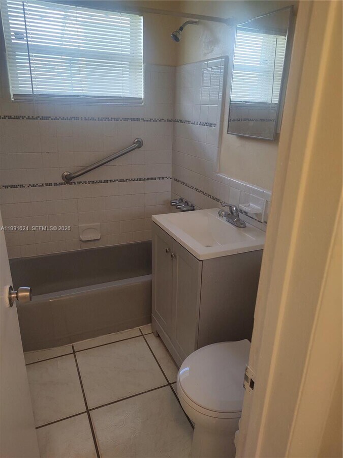 Photo - 7655 Venetian St Unit 1-4