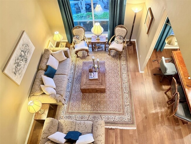 Photo - 1327 Barrington Dr