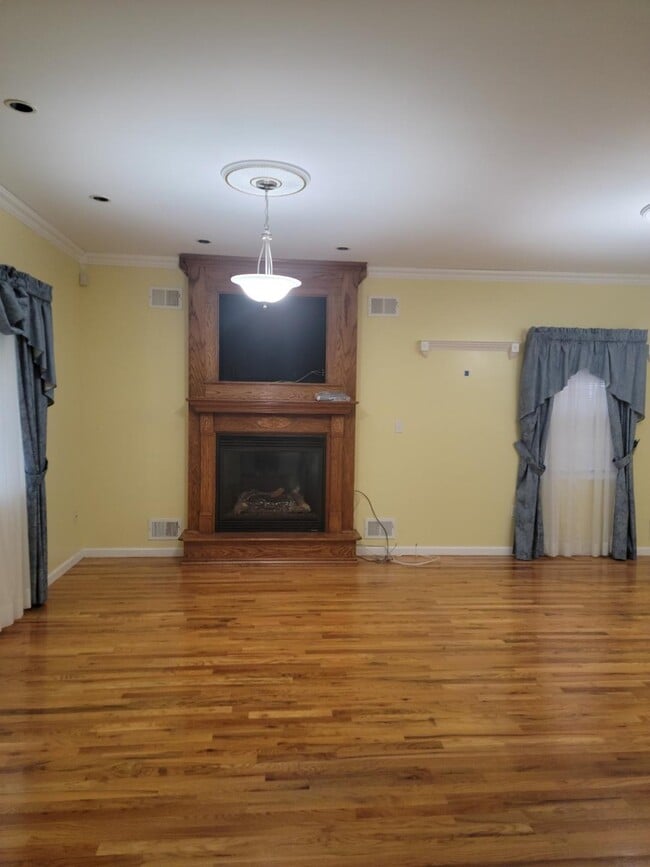 Photo - 14 Cornelia St Unit 1