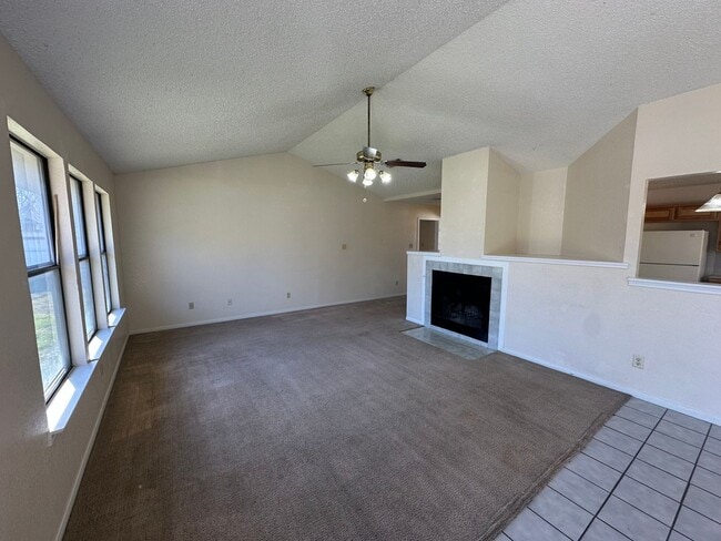 Photo - COMING SOON !