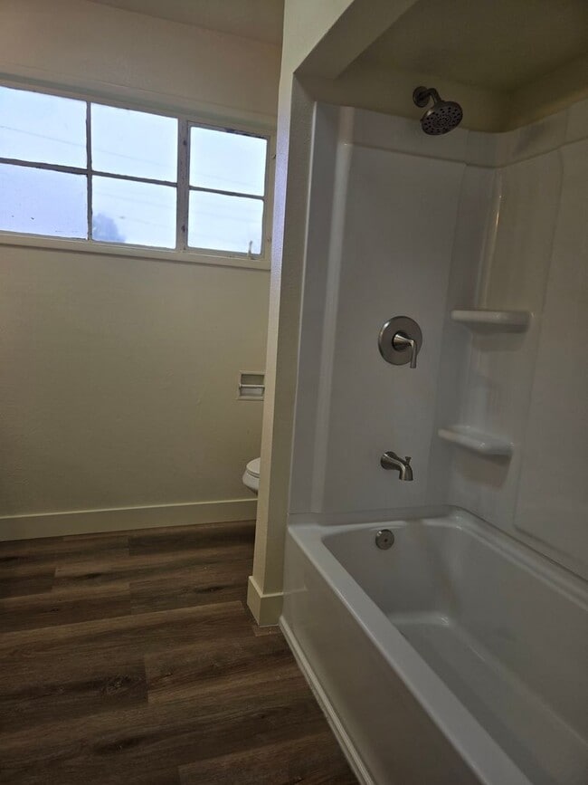 Photo - 3 Br 1 Ba available now