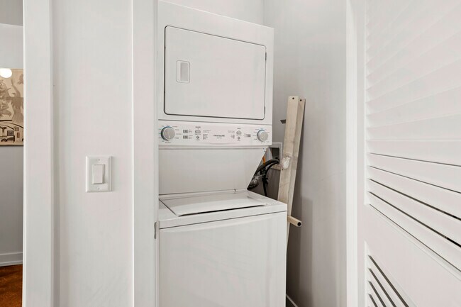 Photo - 1450 S Blue Island Ave Unit 230