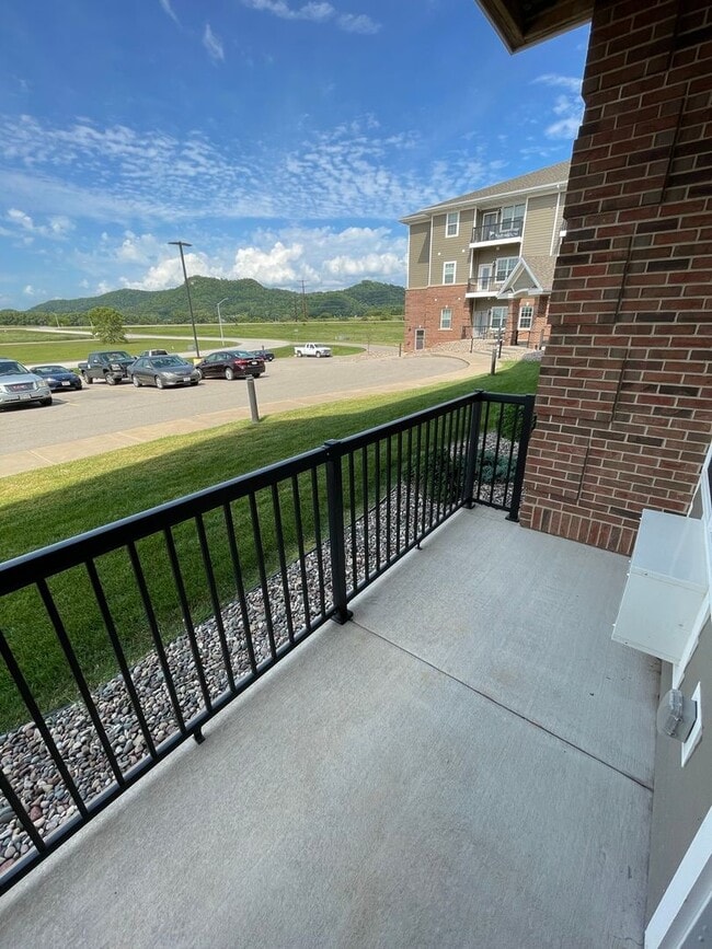 Grasslands Apartments For Rent in Holmen, WI