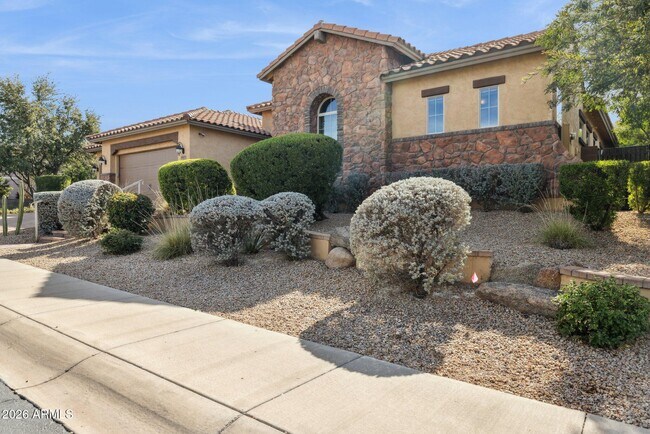 5907 E Calle de Las Estrellas Rd