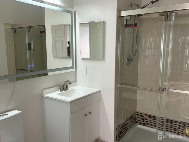 Photo - 51 Caitlin Ct