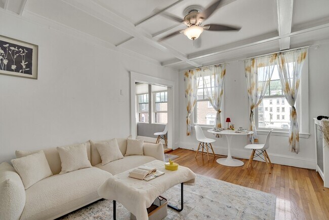 Photo - 130 Sutherland Rd Unidad #1