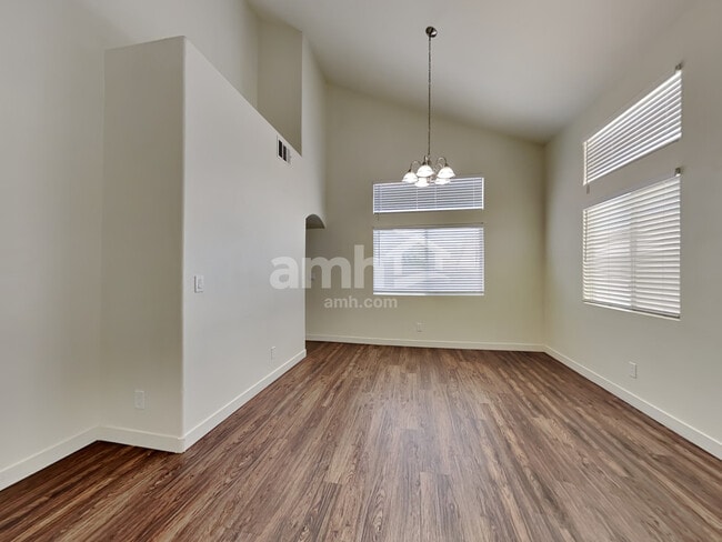 Photo - 2084 Lipari Ct