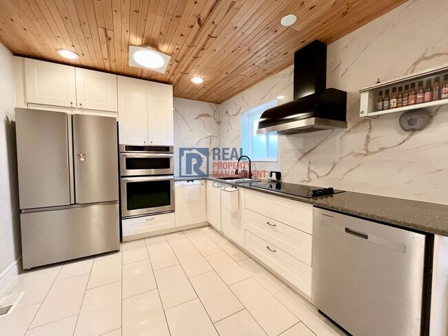 Photo - 1529 Sable Blvd