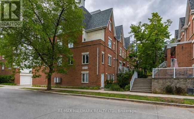 Photo - 12 Sudbury St