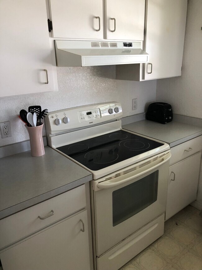 Photo - 1512 Rio de Janeiro Ave Unit 125