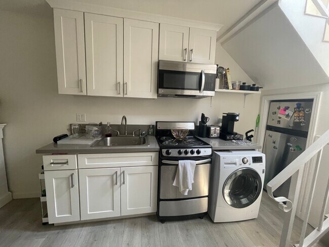 Photo - 1319 23rd St Unit C