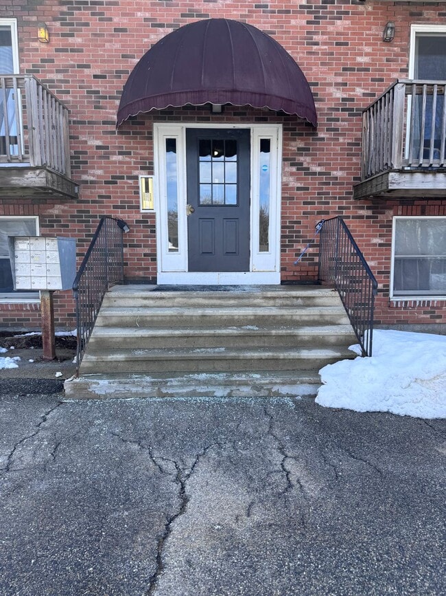 Building Photo - 51 Alvarado Ave Unit 104