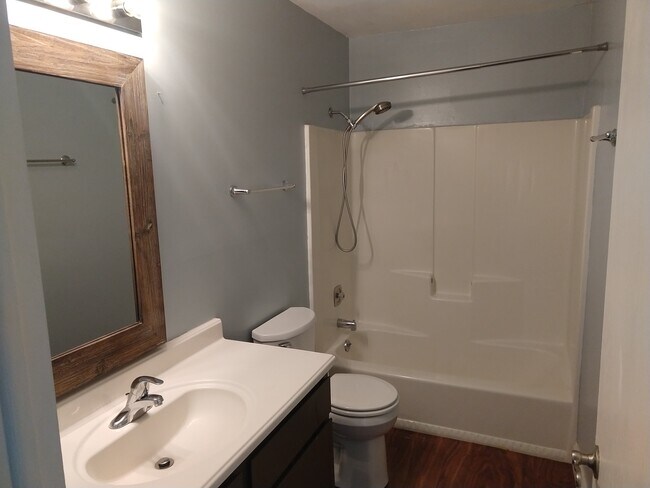 Photo - 1875 Michigan Ave Unidad C11