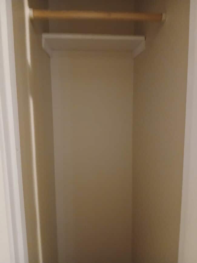 Photo - 211 N Greenbriar Rd