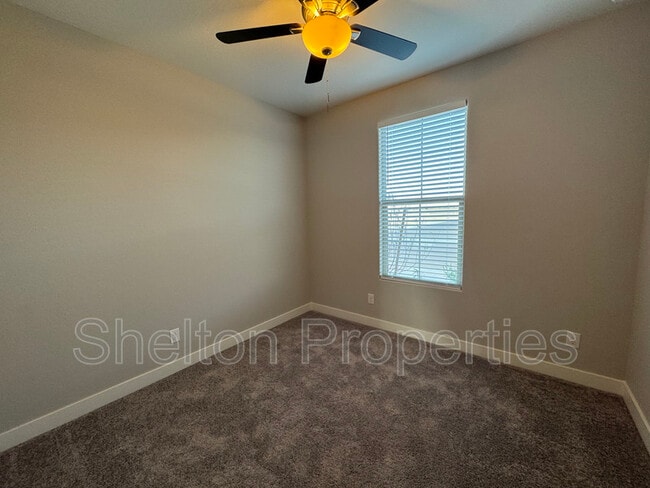 Photo - 21565 W Papago St