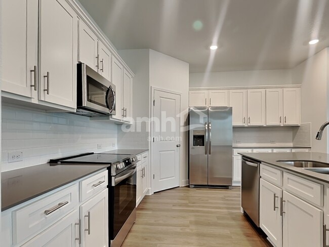 Photo - 37941 Dusty Saddle Ln