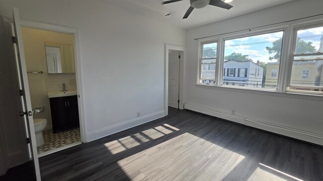 Photo - 176 Bartholdi Ave Unit 2