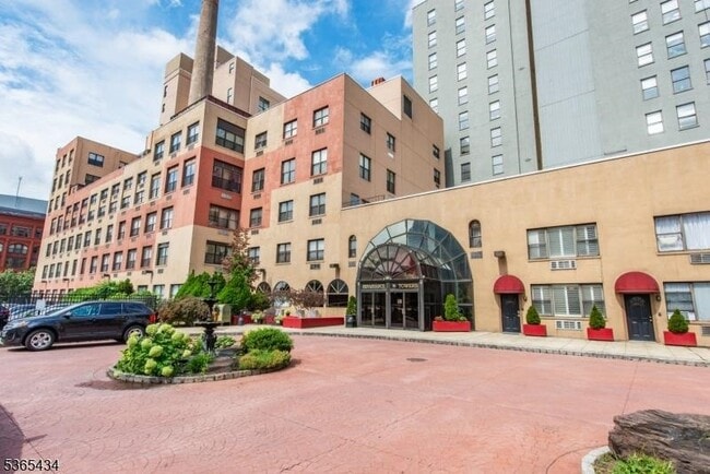 Building Photo - 111 Mulberry St Unit 1A Rental