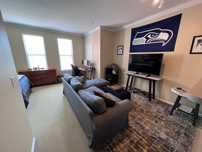 Photo - 1000 Providence Plz Unit 463