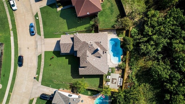 8324 Autumncrest Ct