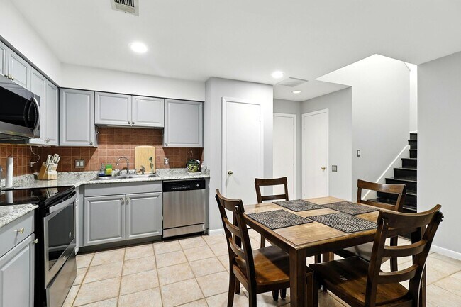 Photo - 1532 Prairie Grove Dr