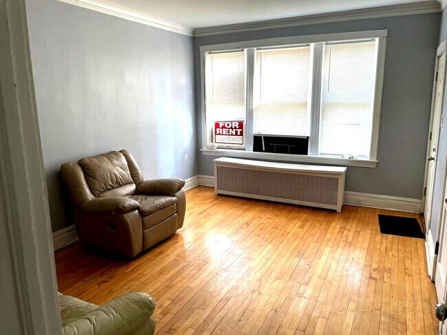 Photo - 1724 W 33rd Pl Unit 1