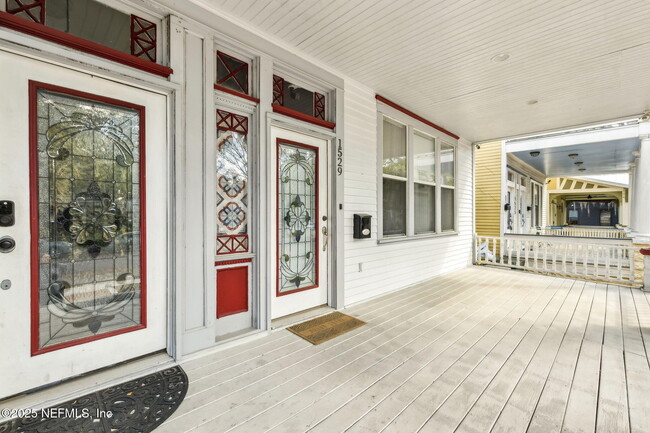 Building Photo - 1531 N Pearl St Rental