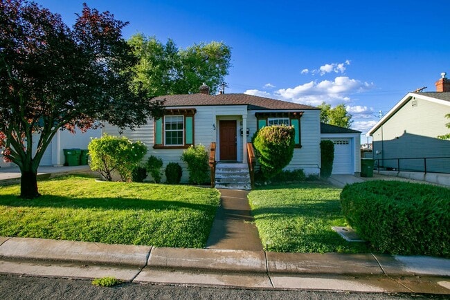 Building Photo - Heart of Midtown, Reno!