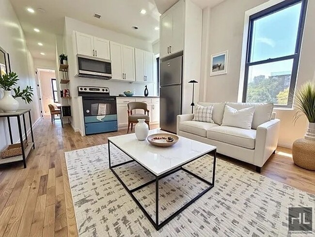 STOCKTON STREET - STOCKTON STREET Apartment