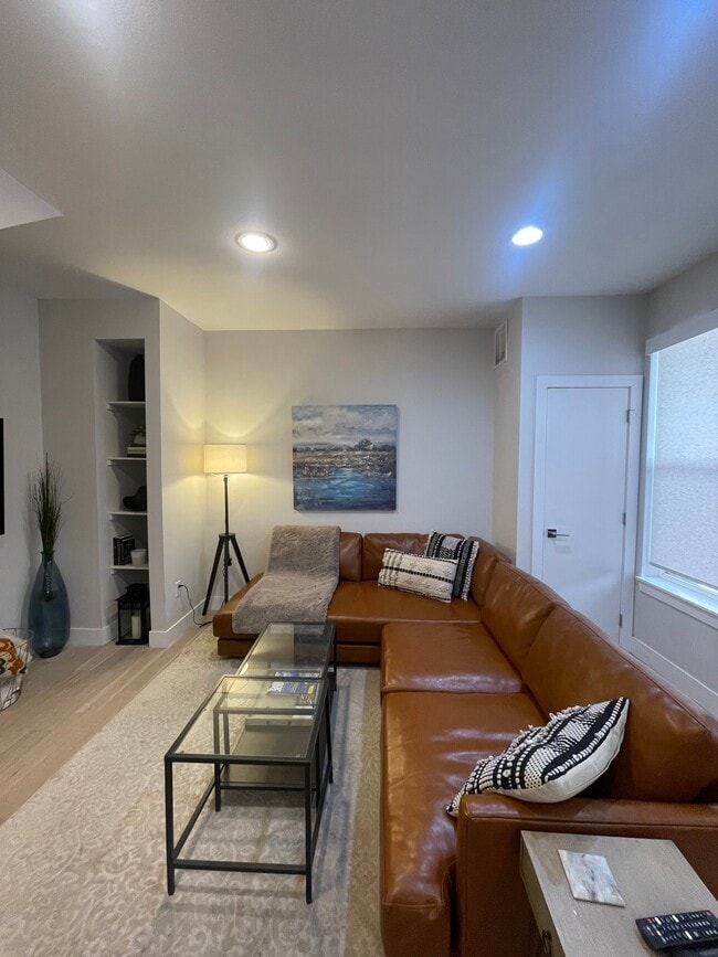 Photo - 1416 Knox Ct