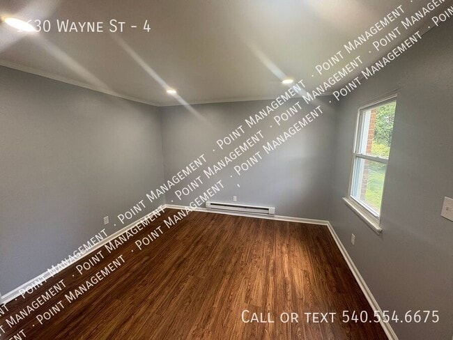 Photo - 1630 Wayne St NE Unit 4