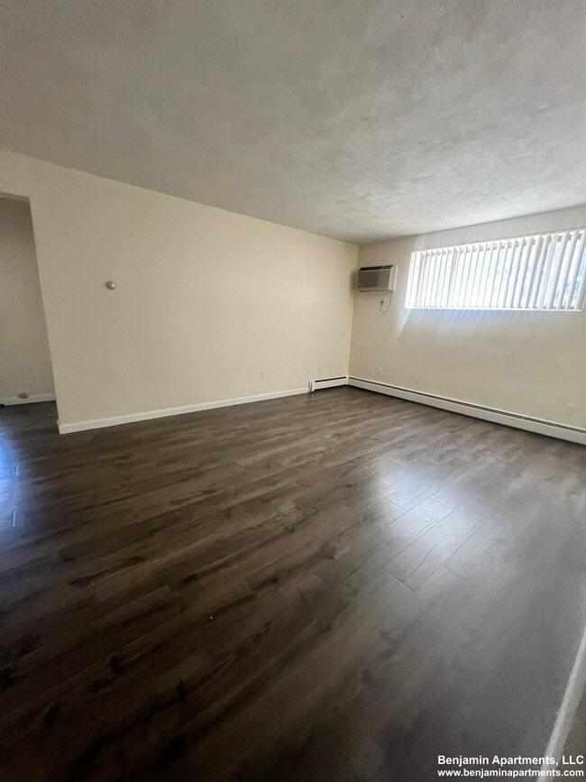 Building Photo - 16 Allston St Unit 3