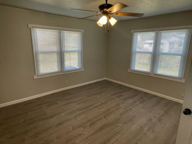 Photo - 1 bed 1 bath duplex nestled in Chickasha O...