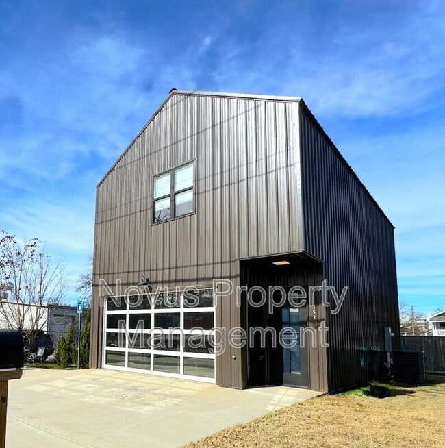 Building Photo - 153 Minden Ave