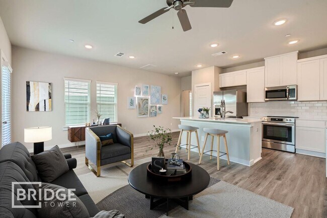 Photo - 305 N Centro Circle, Shenandoah, TX 77385