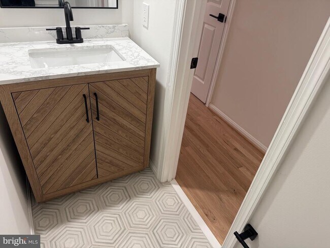 Photo - 5257 Leestone Ct