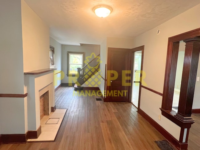 Photo - 3 bedrooms 1 bathrooms house for rent