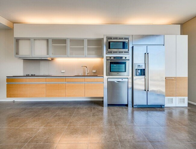 Photo - Veer Towers 1407E- Strip/City Views from t...