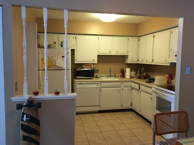 Photo - 422 Fleeter Ct Unidad 422