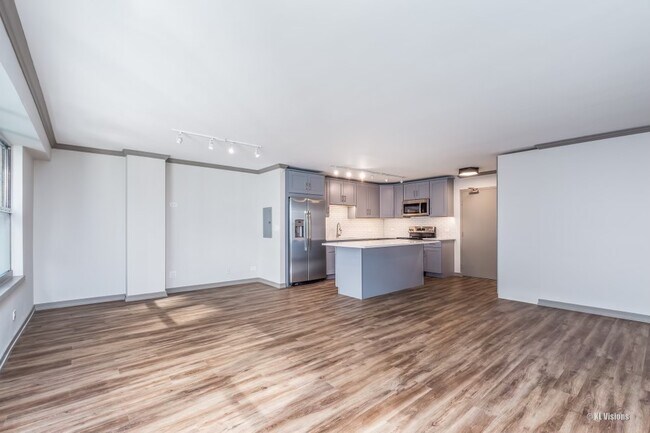 Kitchen and Living Space - 6157 N Sheridan Rd Condo Unit 16C
