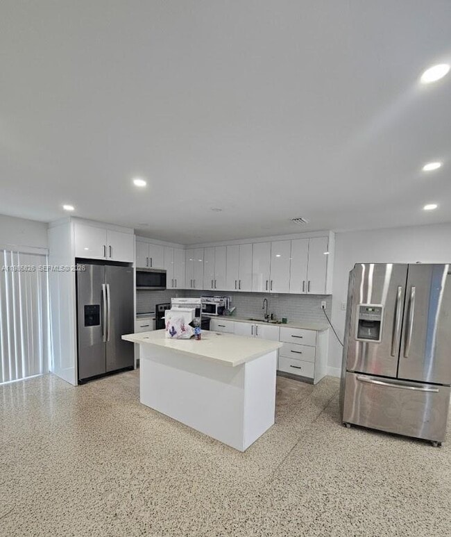 Photo - 4970 NW 182nd St