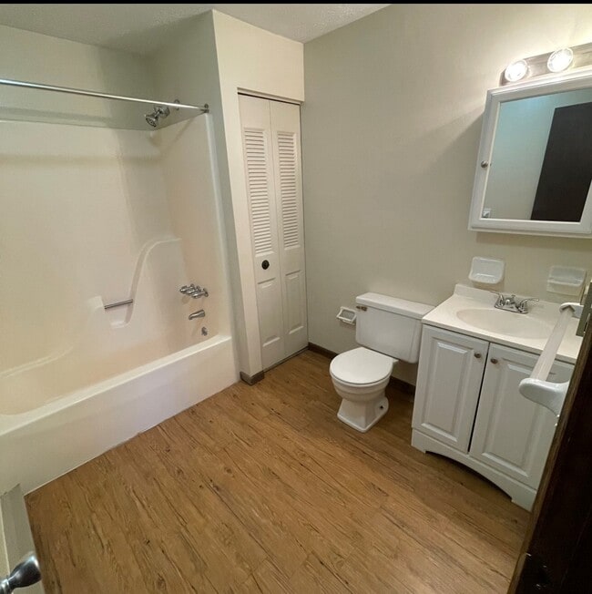 Photo - Brookside Manor