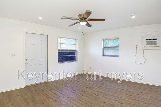 Photo - 19091 Holly Rd