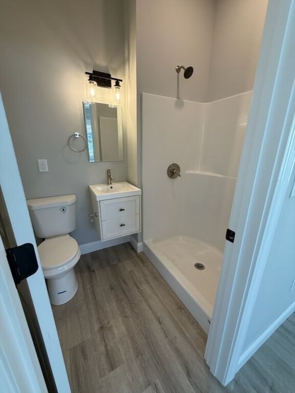 566 Main St Unit 201