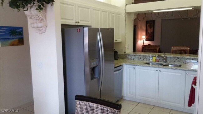 Photo - 445 Robin Hood Cir Unit 201