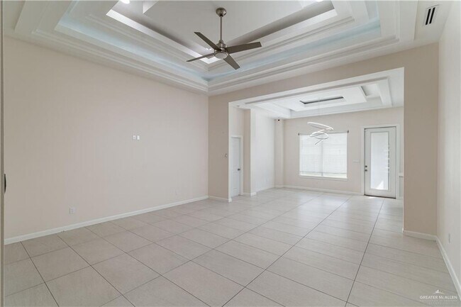 Photo - 20 Queens Ave